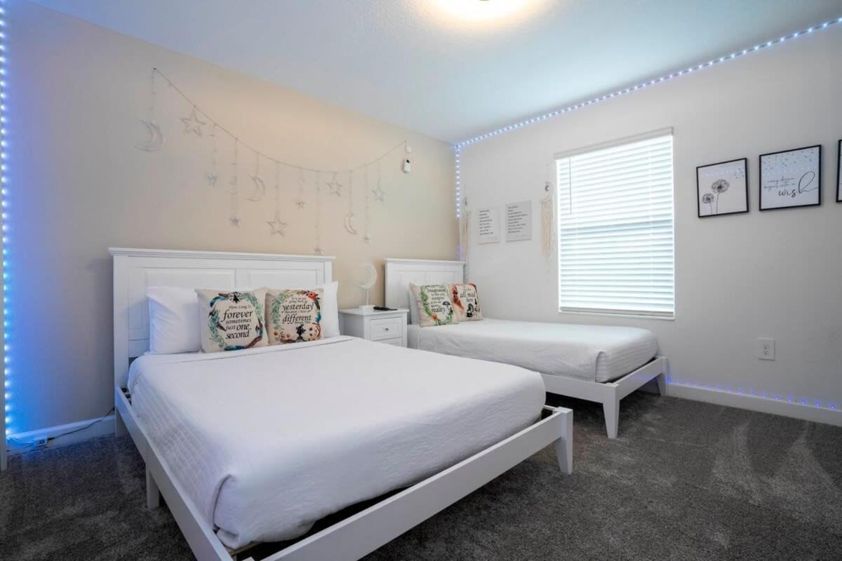 Gorgeous 4 Bedroom W Screened Pool Close To Disney 2653 키시미 외부 사진