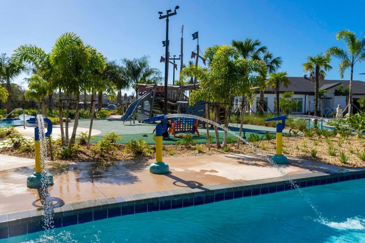Gorgeous 4 Bedroom W Screened Pool Close To Disney 2653 키시미 외부 사진